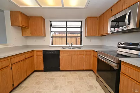 101 Nalisty Dr, Vallejo, CA 94590 photo 11
