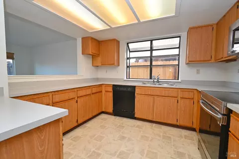 101 Nalisty Dr, Vallejo, CA 94590 photo 12