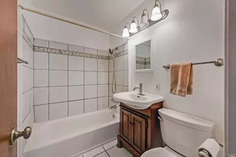 9070 Starr Rd, Windsor, CA 95492 photo 17