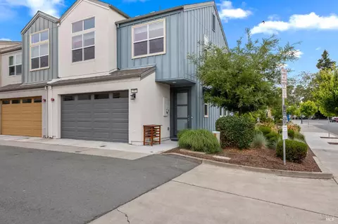 57 Briar Bush Way, Santa Rosa, CA 95407