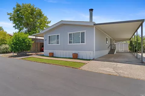 1126 Chinaberry Way, Windsor, CA 95492