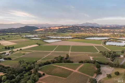 3714 Westside Rd, Healdsburg, CA 95448