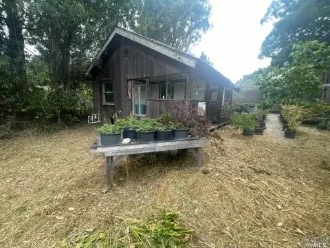 5130 Fairbanks Rd, Sebastopol, CA 95472