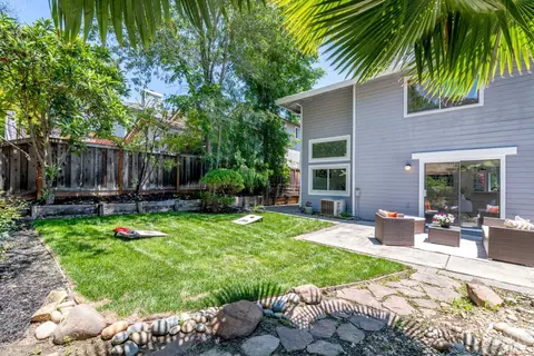 5040 Gloucester Ln, Martinez, CA 94553 photo 24