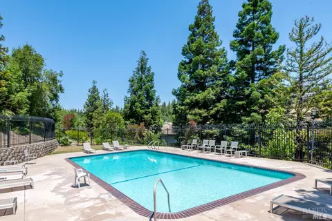 5040 Gloucester Ln, Martinez, CA 94553 photo 25