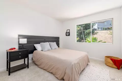 5040 Gloucester Ln, Martinez, CA 94553 photo 17