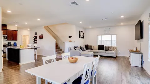 1105 Wesleyan Ct, Dixon, CA 95620 photo 5