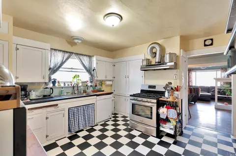 1128 Ohio St, Vallejo, CA 94590 photo 13