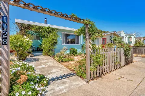 1128 Ohio St, Vallejo, CA 94590 photo 2