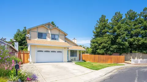 1536 Mary Pl, Rohnert Park, CA 94928