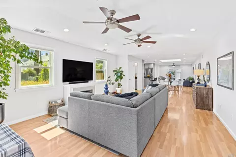 1538 D St, Napa, CA 94559 photo 4