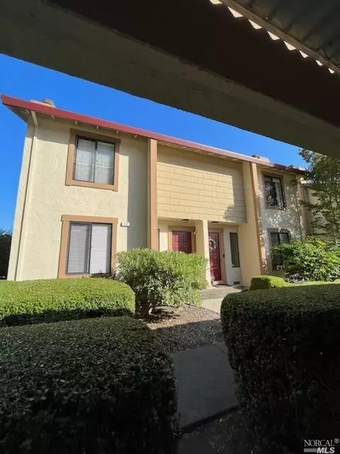 122 Park Place Dr, Petaluma, CA 94954