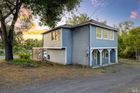 9012 Mill Station Rd, Sebastopol, CA 95472