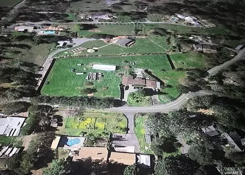 4388 Harrison Grade Rd, Sebastopol, CA 95472