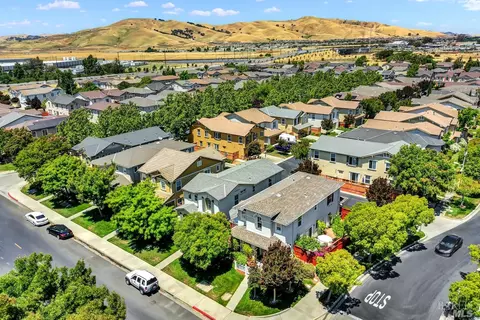 2797 Whitney Dr, Fairfield, CA 94533 photo 5
