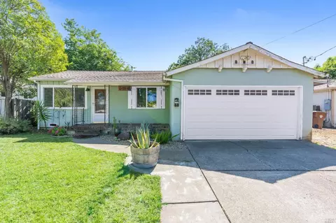 3729 Norfolk St, Napa, CA 94558