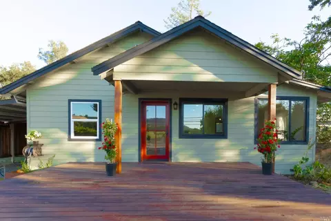 12575 Los Amigos Rd, Healdsburg, CA 95448