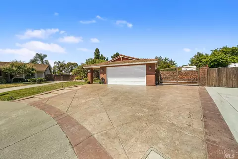 2120 Vine Ct, Fairfield, CA 94533 photo 2