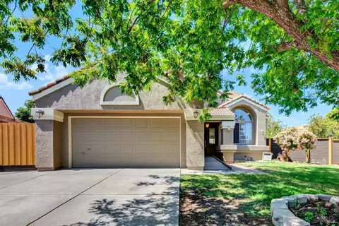 148 Hunters Glen Ct, Vacaville, CA 95687