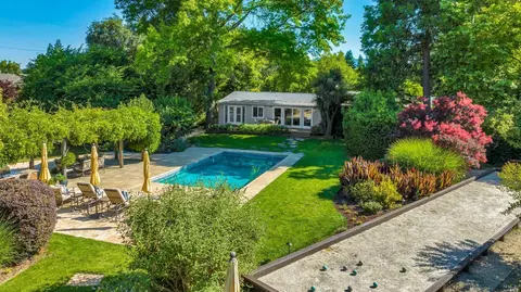 8715 Egg Farm Rd, Kenwood, CA 95452