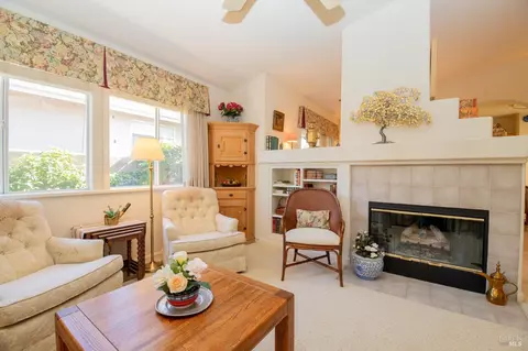 230 Bartlett Ln, Vacaville, CA 95687 photo 6