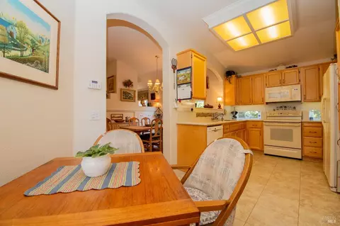 230 Bartlett Ln, Vacaville, CA 95687 photo 16