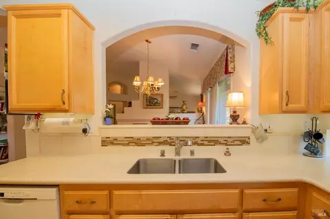 230 Bartlett Ln, Vacaville, CA 95687 photo 15
