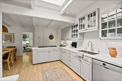 291 E Blithedale Ave, Mill Valley, CA 94941 photo 25