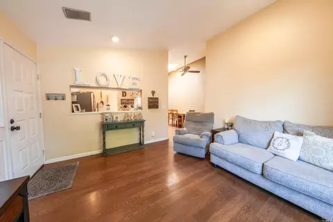 2646 Michelle Ct, Napa, CA 94558