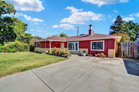 1831 Virginia St, Fairfield, CA 94533 photo 3