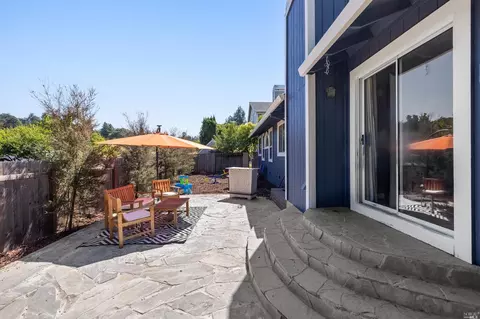 8802 Clothier Ln, Cotati, CA 94931 photo 5