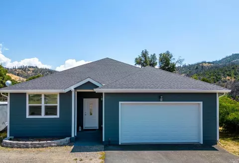 4150 Fisher Lake Dr, Redwood Valley, CA 95470