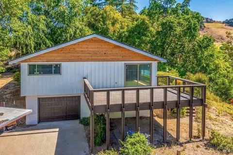 288 Vine St, Vacaville, CA 95688