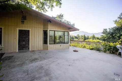 206 High St, Calistoga, CA 94515