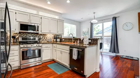 8186 Luisa Way, Windsor, CA 95492 photo 10