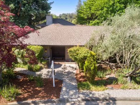338 Encina Ct, Santa Rosa, CA 95404