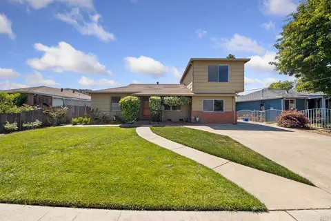 19 Bellevue Ave, Napa, CA 94558