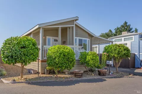 313 Mark Way, Napa, CA 94558 photo 2
