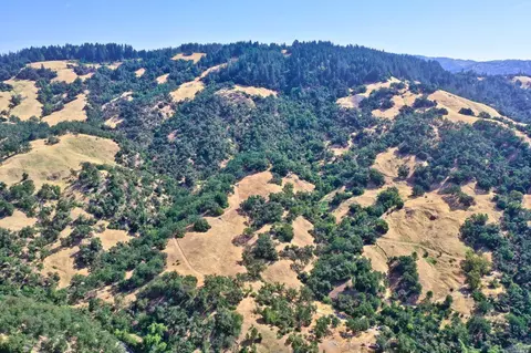 32725 Highway 128, Cloverdale, CA 95425