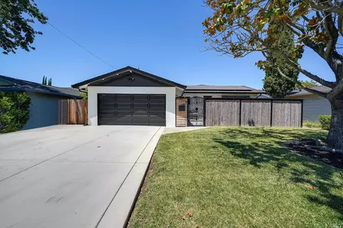 350 Begonia Blvd, Fairfield, CA 94533