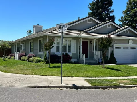3 Edgefield Ct, Napa, CA 94558
