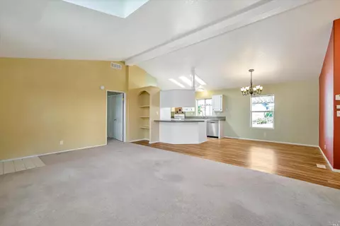 102 Cardinal Way, Santa Rosa, CA 95409