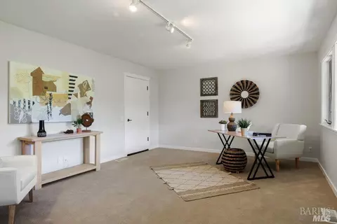 63 Eagle Dr, Novato, CA 94949 photo 19