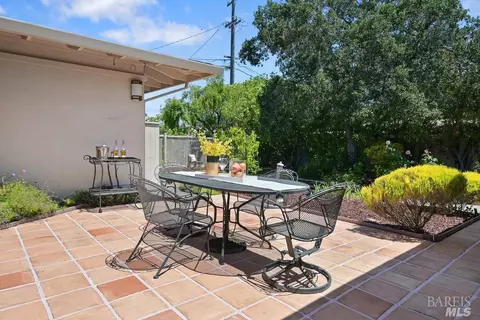 63 Eagle Dr, Novato, CA 94949 photo 13