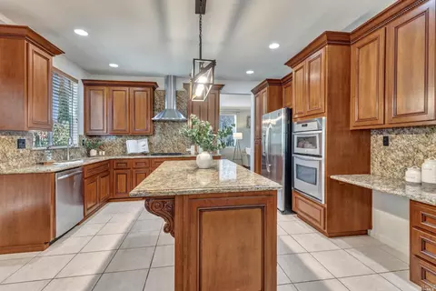 930 Shadow Tree Ct, Vacaville, CA 95687 photo 14