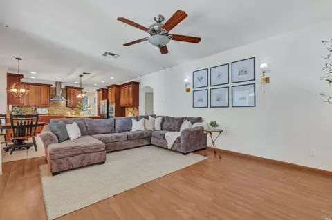 930 Shadow Tree Ct, Vacaville, CA 95687 photo 21