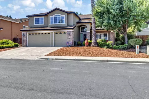 930 Shadow Tree Ct, Vacaville, CA 95687 photo 3