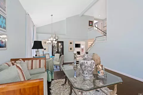 467 Avalon Cir, Vallejo, CA 94589 photo 6
