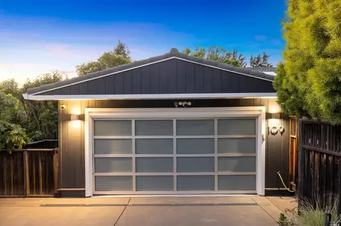 109 Richardson Dr, Mill Valley, CA 94941