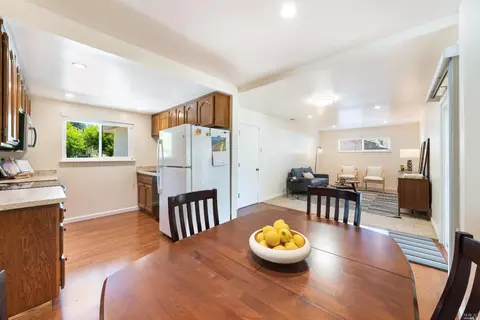 1507 Oakleaf Ave, Healdsburg, CA 95448 photo 5